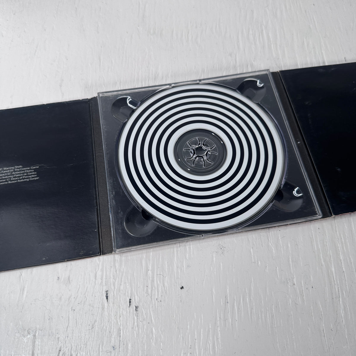 Thievery Corporation – The Cosmic Game