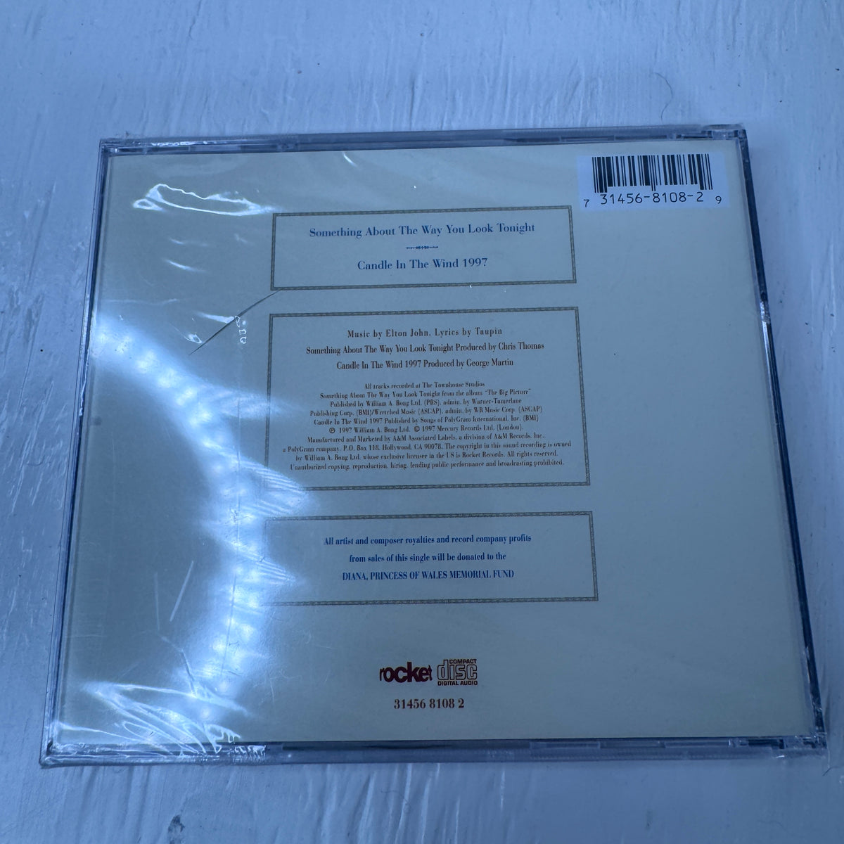 Elton John – Something About the Way You Look Tonight / Candle in the Wind 1997