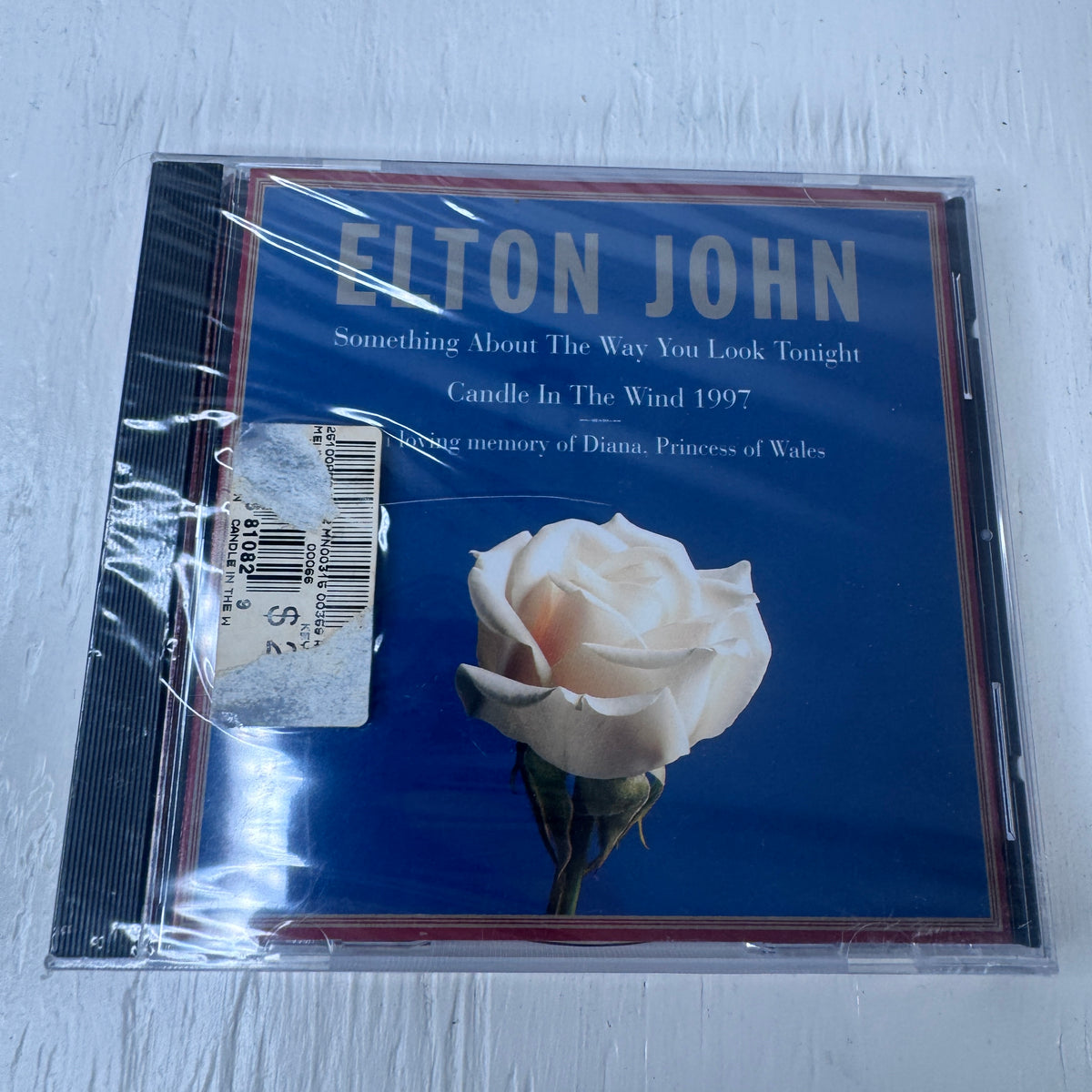 Elton John – Something About the Way You Look Tonight / Candle in the Wind 1997